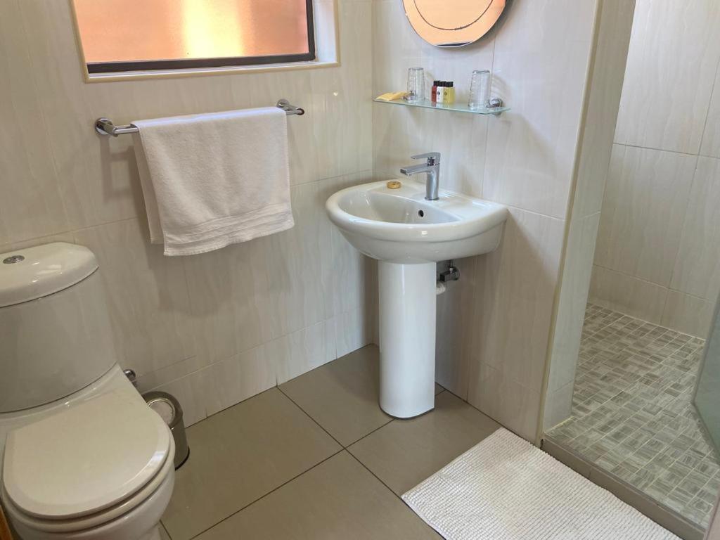 Botleng Guest House Boqate المظهر الخارجي الصورة