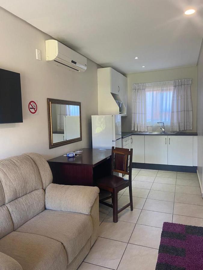 Botleng Guest House Boqate المظهر الخارجي الصورة